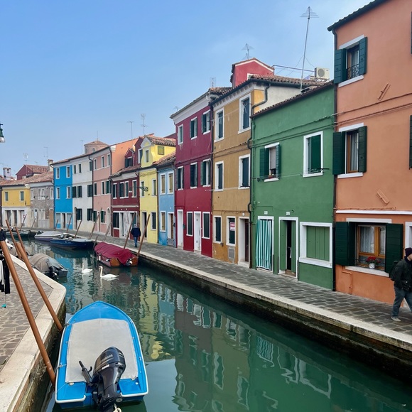 Meet Your Hipster Ambassador, Mila Grace - Picture 7 of 12